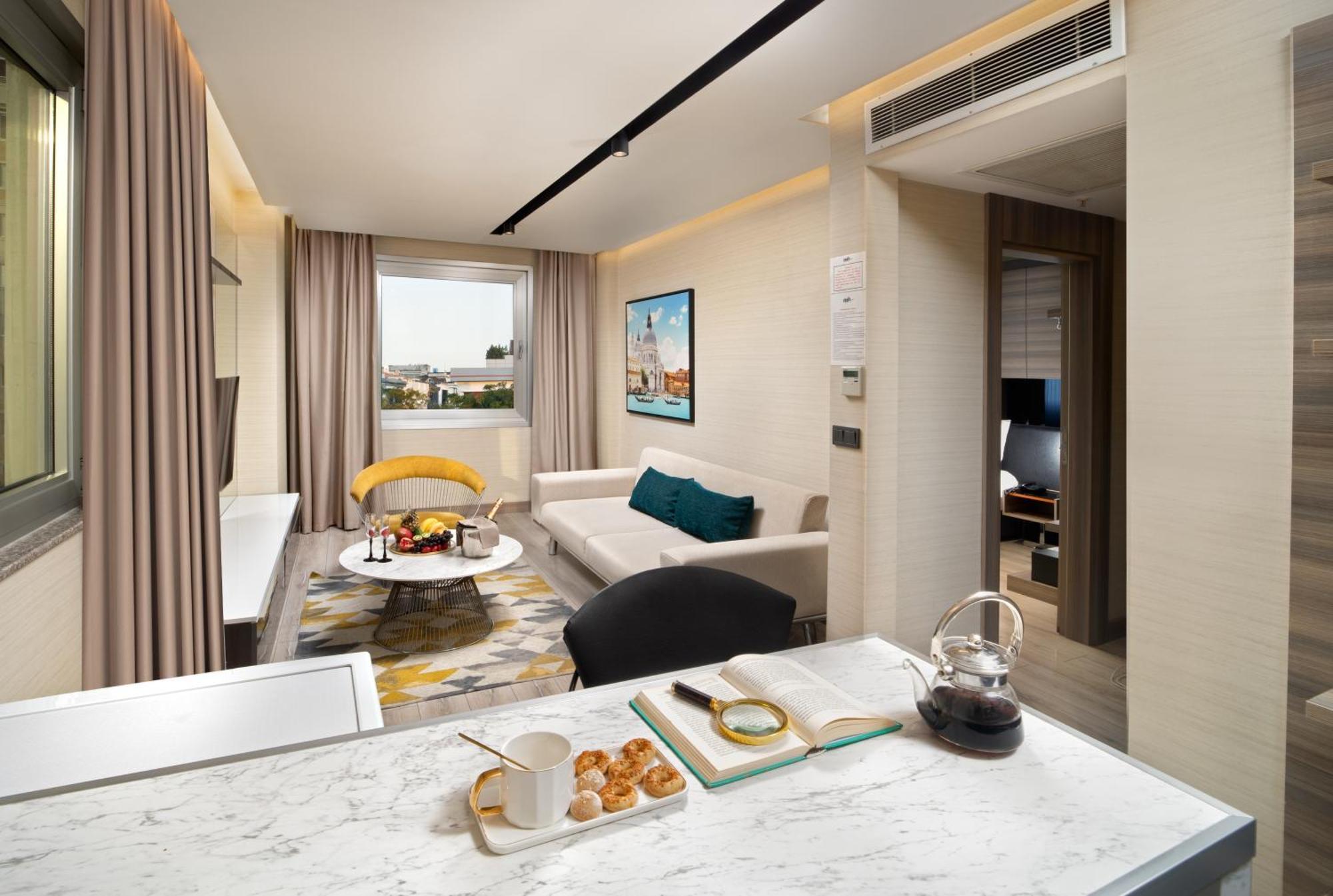 Nish Palace Exlusive Suites Provincia di Provincia di Istanbul Esterno foto
