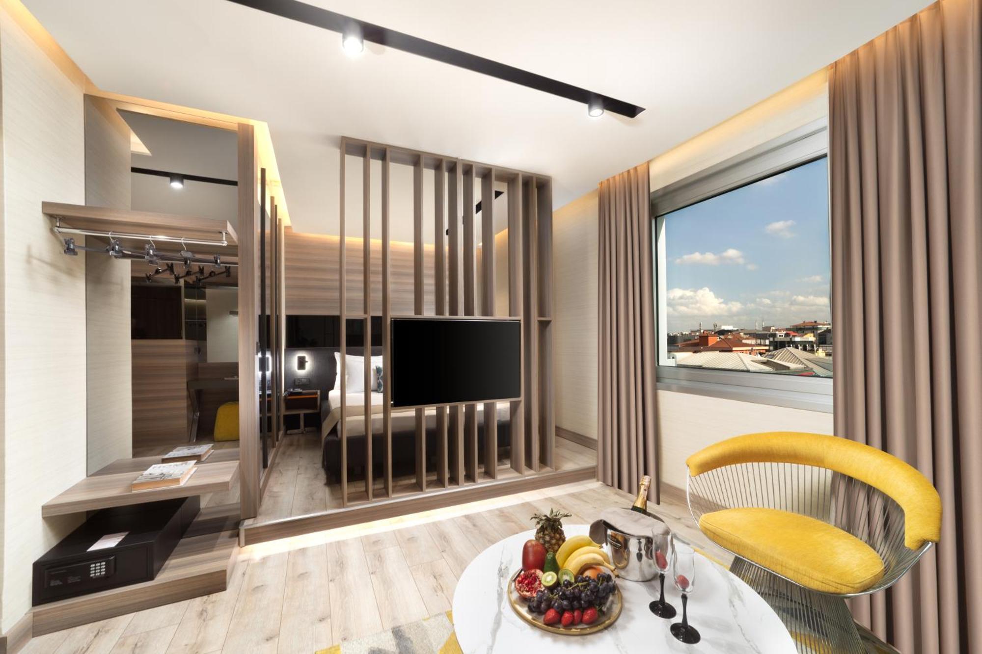 Nish Palace Exlusive Suites Provincia di Provincia di Istanbul Esterno foto