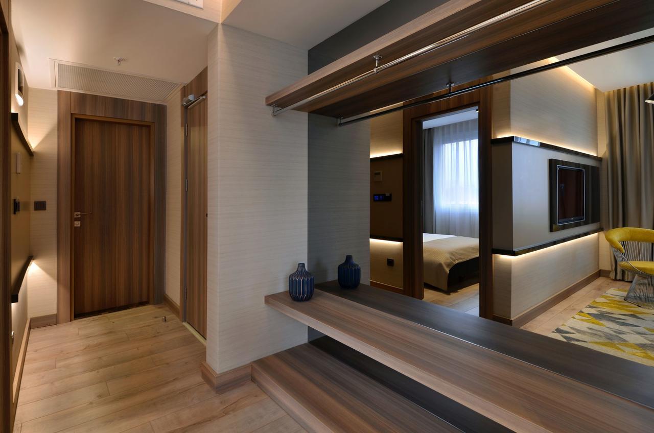 Nish Palace Exlusive Suites Provincia di Provincia di Istanbul Esterno foto