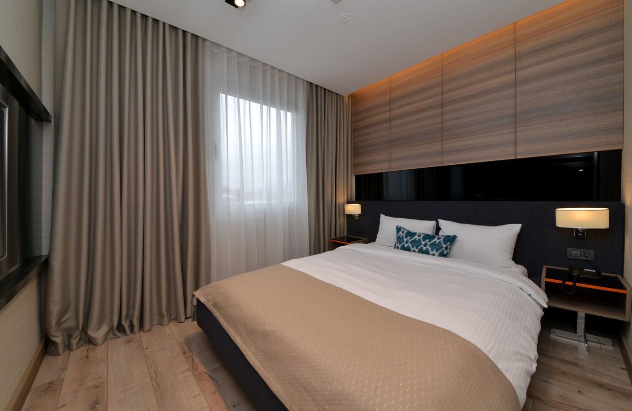 Nish Palace Exlusive Suites Provincia di Provincia di Istanbul Esterno foto
